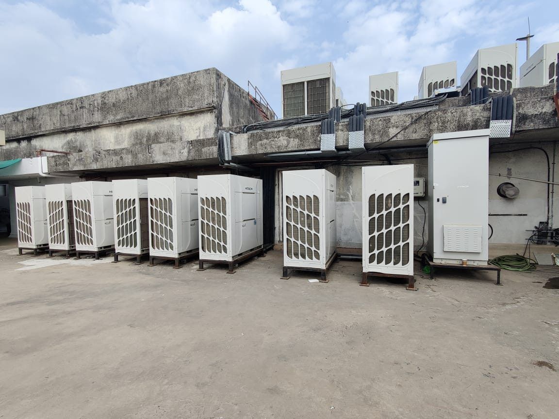 Outdoor condensing units on the roof