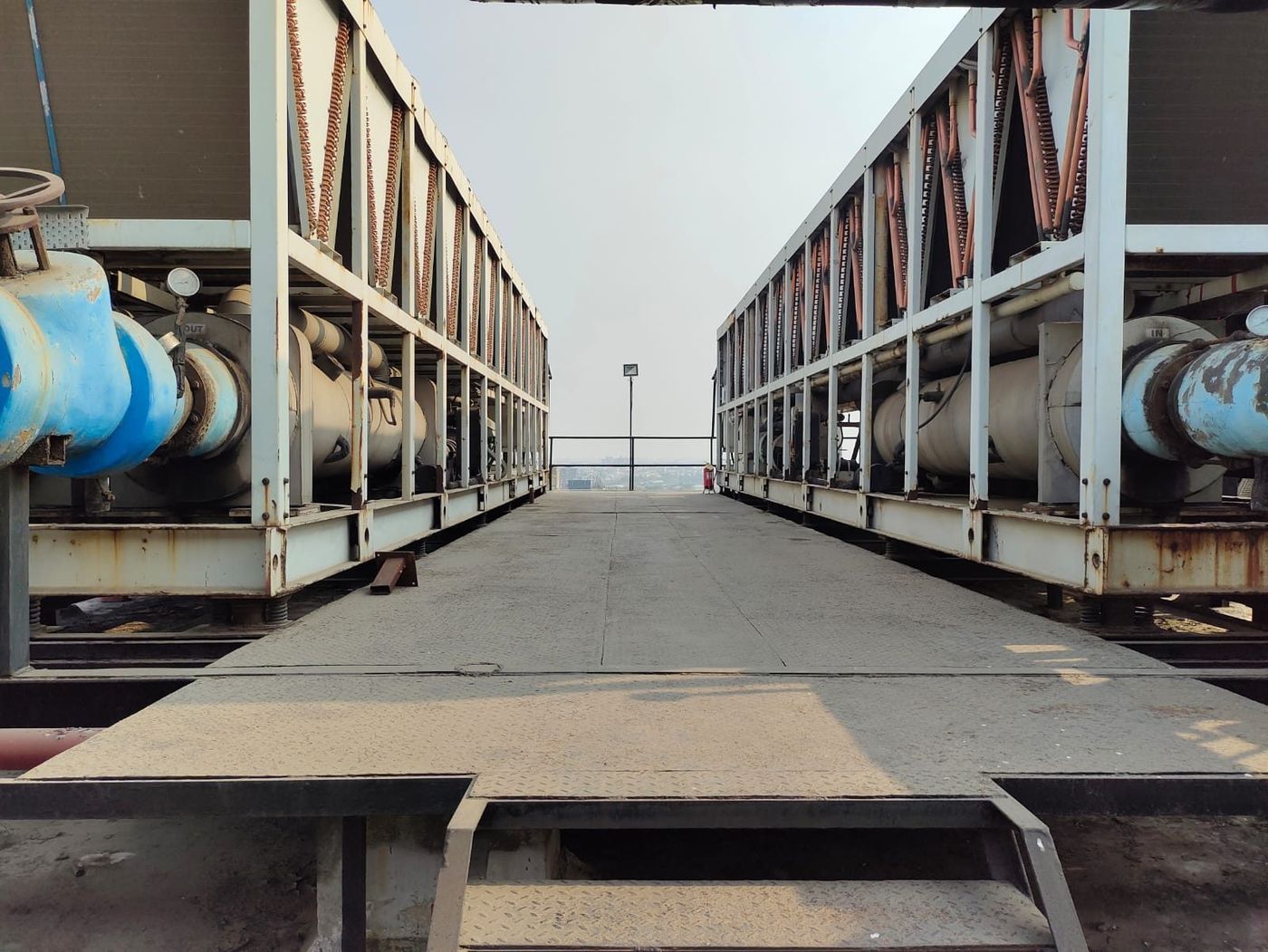 Air-cooled chillers on the roof